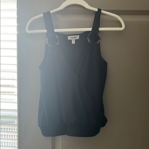 Meraki: Ring Detailed Top